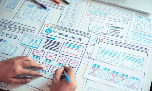 Hand-drawn wire frames for UX/UI design